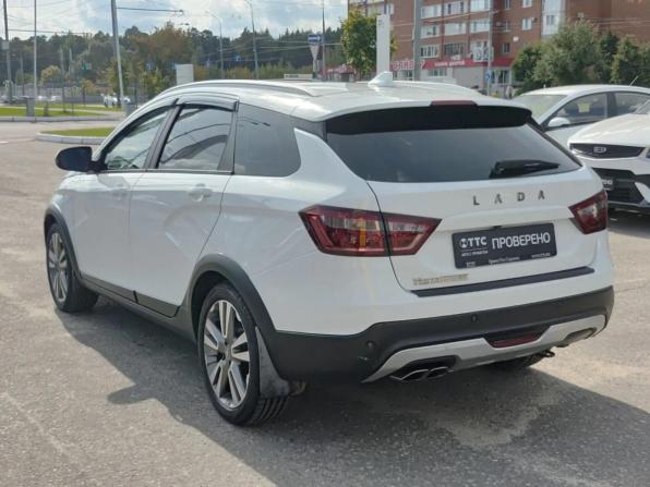 Lada (ВАЗ) Vesta I с пробегом 2017 года, цена 915 000 рублей, 97325 км, универсал, Автокод Объявления