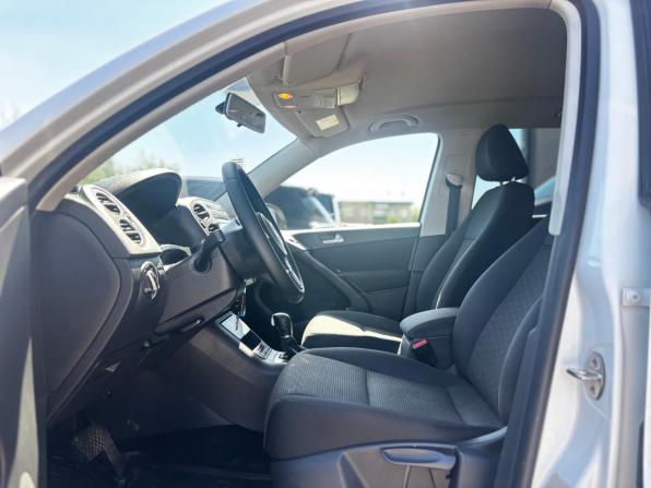 Volkswagen Tiguan I Рестайлинг с пробегом 2014 года, цена 1 300 000 рублей, 218075 км, внедорожник, Автокод Объявления