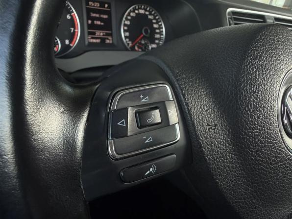 Volkswagen Jetta VI с пробегом 2013 года, цена 1 260 000 рублей, 189696 км, седан, Автокод Объявления