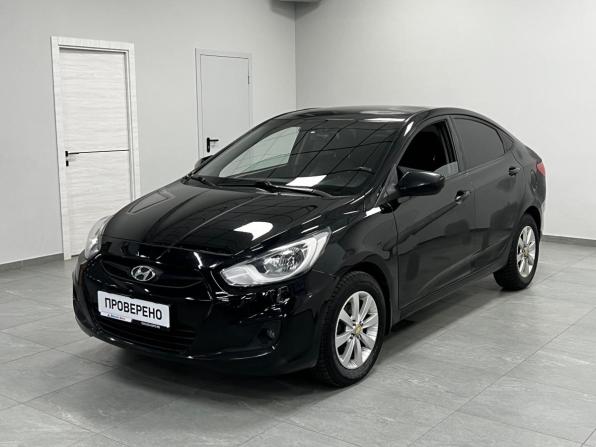 Hyundai Solaris I с пробегом 2012 года, цена 800 000 рублей, 237415 км, седан, Автокод Объявления