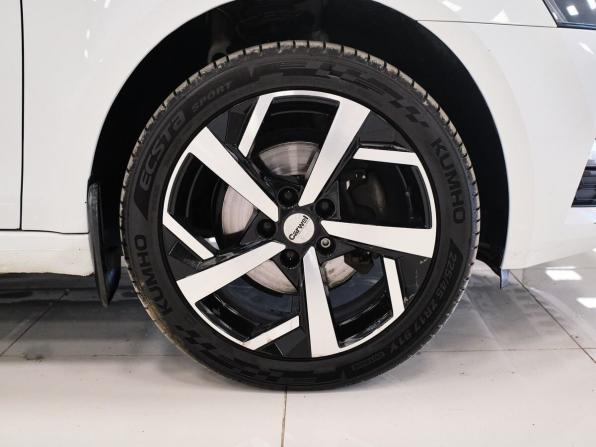 Skoda Octavia III (A7) Рестайлинг с пробегом 2020 года, цена 1 809 000 рублей, 93721 км, лифтбек, Автокод Объявления