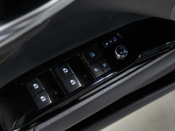 Toyota Camry VIII (XV70) с пробегом 2020 года, цена 3 255 000 рублей, 102120 км, седан, Автокод Объявления