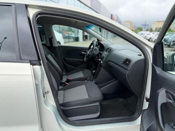 Volkswagen Polo V с пробегом 2012 года, цена 925 000 рублей, 199134 км, седан, Автокод Объявления