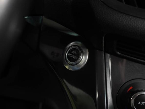 Ford Kuga II с пробегом 2013 года, цена 999 000 рублей, 214161 км, внедорожник, Автокод Объявления