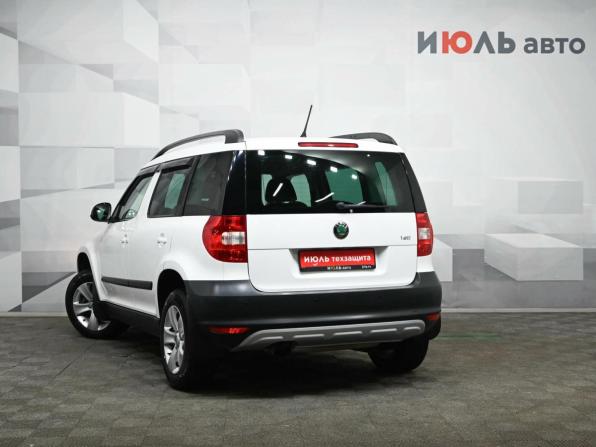 Skoda Yeti I с пробегом 2013 года, цена 920 000 рублей, 129850 км, внедорожник, Автокод Объявления