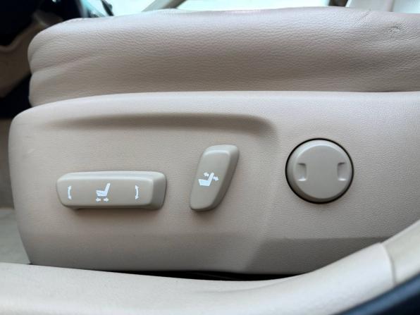 Toyota Camry VII (XV50) с пробегом 2012 года, цена 1 285 000 рублей, 290902 км, седан, Автокод Объявления