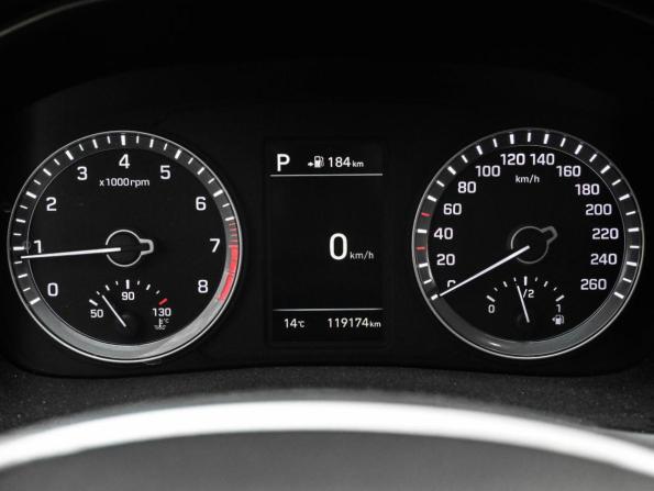 Hyundai Sonata VII (LF) Рестайлинг с пробегом 2018 года, цена 2 374 000 рублей, 119174 км, седан, Автокод Объявления