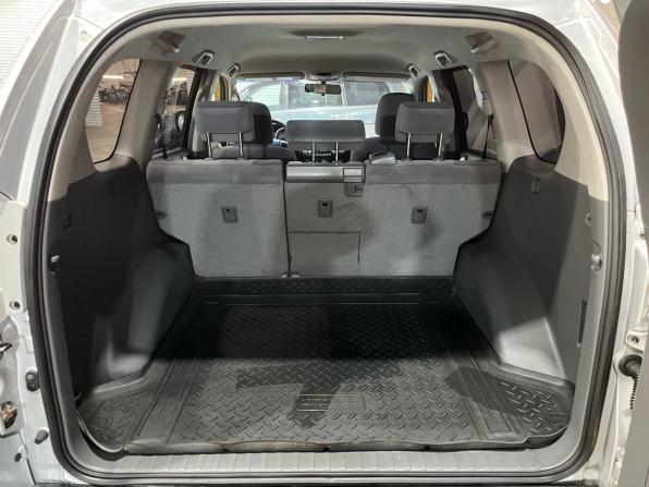 Toyota Land Cruiser Prado 150 Series с пробегом 2012 года, цена 2 895 000 рублей, 159694 км, внедорожник, Автокод Объявления
