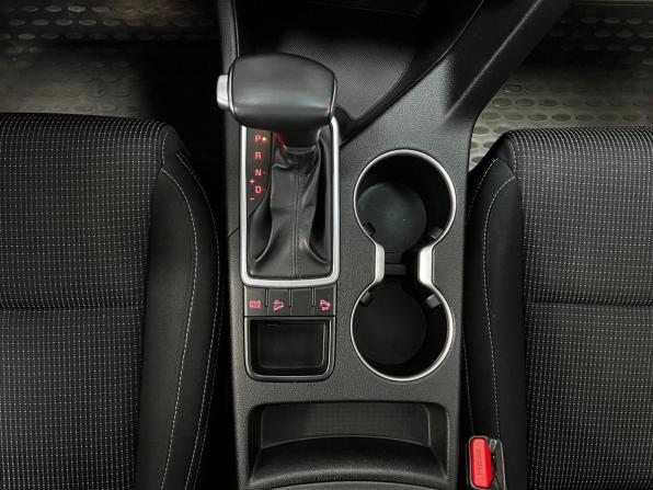 Kia Sportage IV Рестайлинг с пробегом 2019 года, цена 2 400 000 рублей, 58927 км, внедорожник, Автокод Объявления