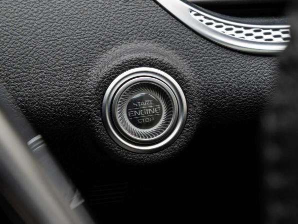 FAW Bestune B70 I с пробегом 2023 года, цена 1 927 000 рублей, 51612 км, лифтбек, Автокод Объявления
