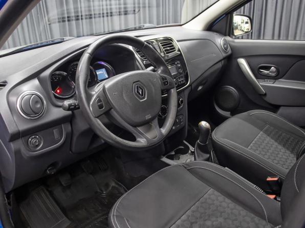 Renault Logan II с пробегом 2014 года, цена 679 000 рублей, 206000 км, седан, Автокод Объявления