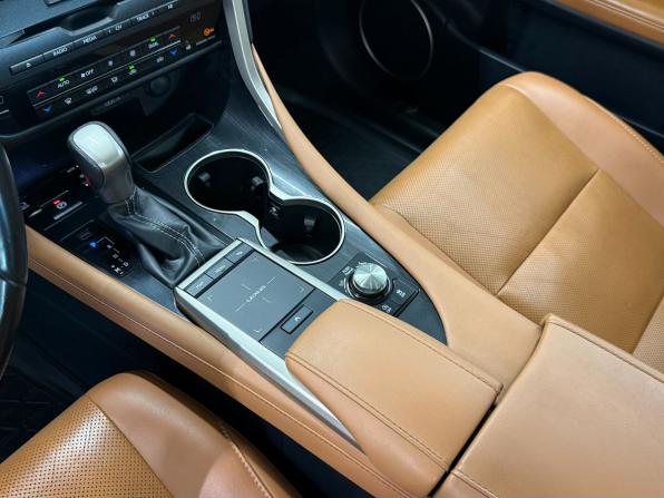 Lexus RX IV Рестайлинг с пробегом 2019 года, цена 5 150 000 рублей, 51675 км, внедорожник, Автокод Объявления