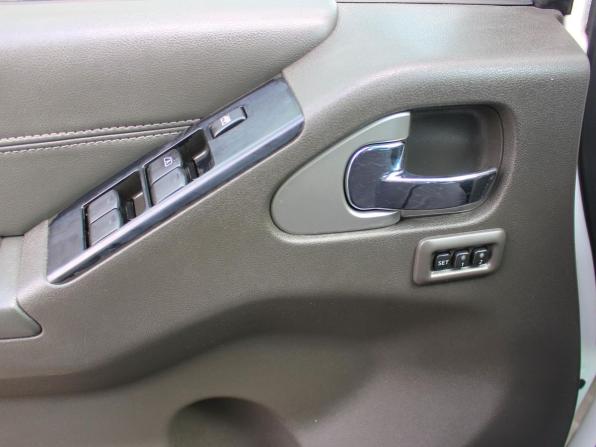 Nissan Pathfinder III Рестайлинг с пробегом 2011 года, цена 1 440 000 рублей, 166582 км, внедорожник, Автокод Объявления
