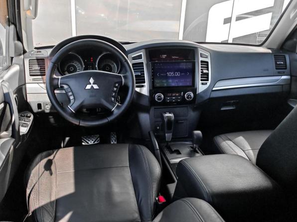 Mitsubishi Pajero IV Рестайлинг 2 с пробегом 2015 года, цена 2 290 000 рублей, 173185 км, внедорожник, Автокод Объявления