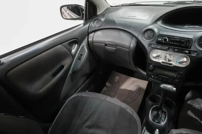 Toyota Vitz I (P10) с пробегом 2003 года, цена 259 000 рублей, 299000 км, хэтчбек, Автокод Объявления