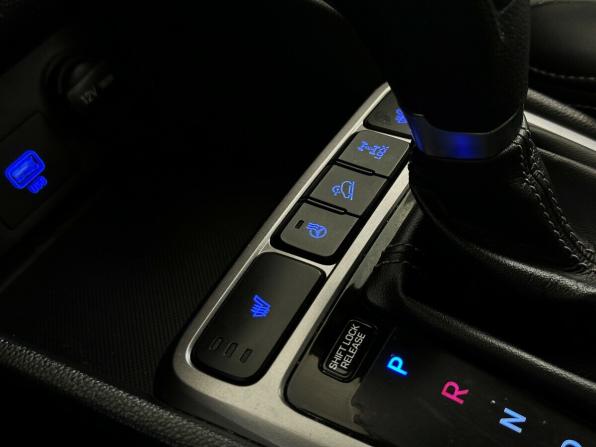 Hyundai Creta I Рестайлинг с пробегом 2021 года, цена 2 250 000 рублей, 90729 км, внедорожник, Автокод Объявления