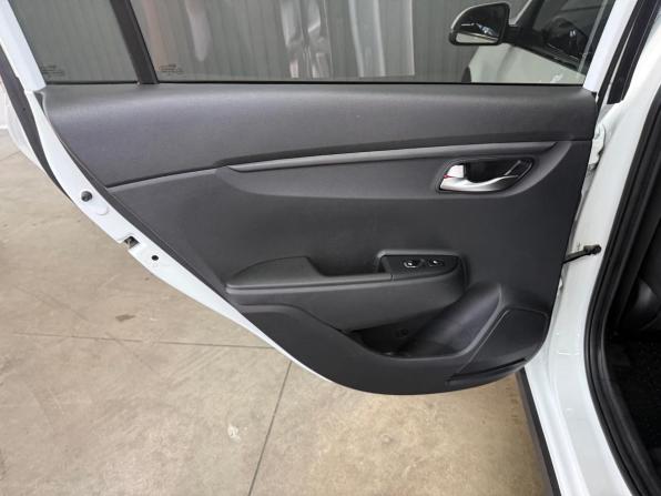 Kia Rio IV с пробегом 2018 года, цена 1 447 000 рублей, 129384 км, хэтчбек, Автокод Объявления