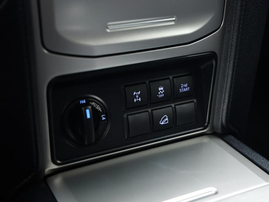 Toyota Land Cruiser Prado 150 Series Рестайлинг 2 Санкт-Петербург  - изображение 17