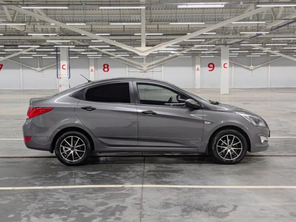 Hyundai Solaris I Рестайлинг с пробегом 2015 года, цена 730 000 рублей, 237559 км, седан, Автокод Объявления