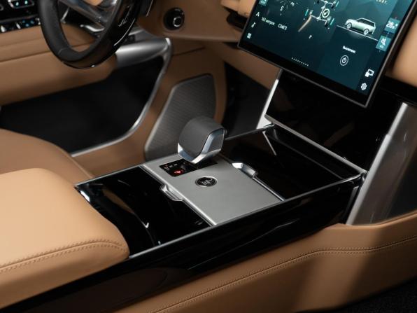 Новый Land Rover Range Rover V 2026 года, цена 24 690 000 рублей, внедорожник, Автокод Объявления