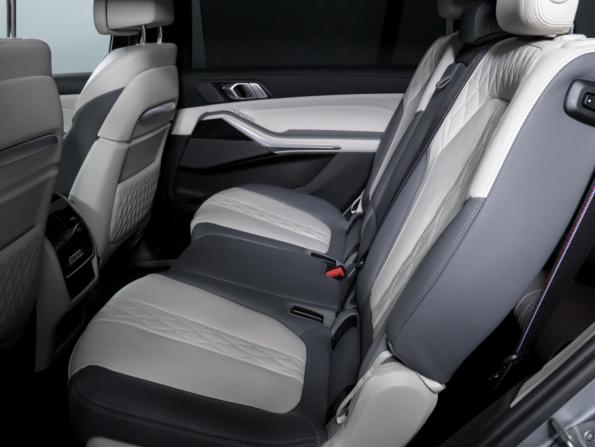 BMW X7 I (G07) Рестайлинг с пробегом 2023 года, цена 12 595 565 рублей, 9594 км, внедорожник, Автокод Объявления