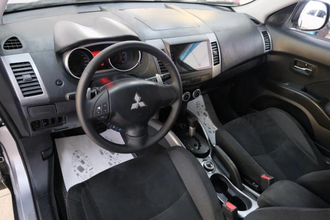 Mitsubishi Outlander II с пробегом 2007 года, цена 1 229 000 рублей, 240000 км, внедорожник, Автокод Объявления