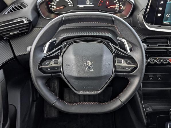 Peugeot 2008 II с пробегом 2021 года, цена 2 025 000 рублей, 13039 км, внедорожник, Автокод Объявления