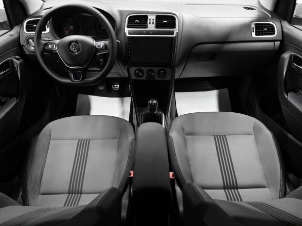 Volkswagen Polo V Рестайлинг с пробегом 2016 года, цена 1 035 000 рублей, 148483 км, седан, Автокод Объявления
