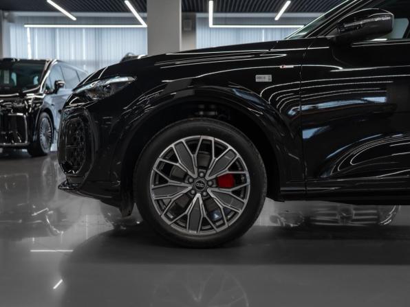 Audi Q5 III с пробегом 2026 года, цена 6 200 000 рублей, 15 км, внедорожник, Автокод Объявления