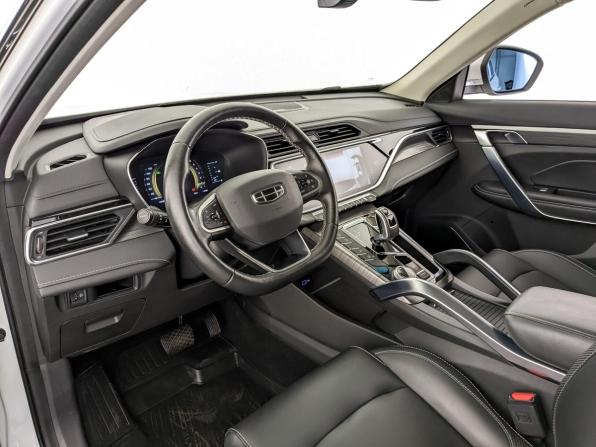 Geely Atlas Pro с пробегом 2023 года, цена 2 150 000 рублей, 13229 км, внедорожник, Автокод Объявления