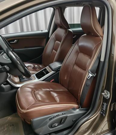 Volvo XC70 II Рестайлинг с пробегом 2015 года, цена 1 748 000 рублей, 297920 км, универсал, Автокод Объявления