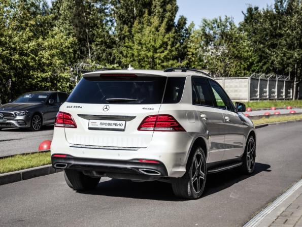 Mercedes-Benz GLE I (W166) с пробегом 2016 года, цена 3 249 000 рублей, 174837 км, внедорожник, Автокод Объявления