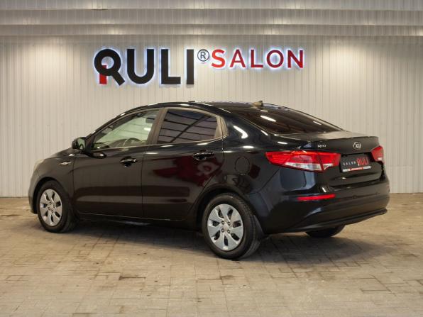 Kia Rio III Рестайлинг с пробегом 2017 года, цена 1 030 000 рублей, 175635 км, седан, Автокод Объявления