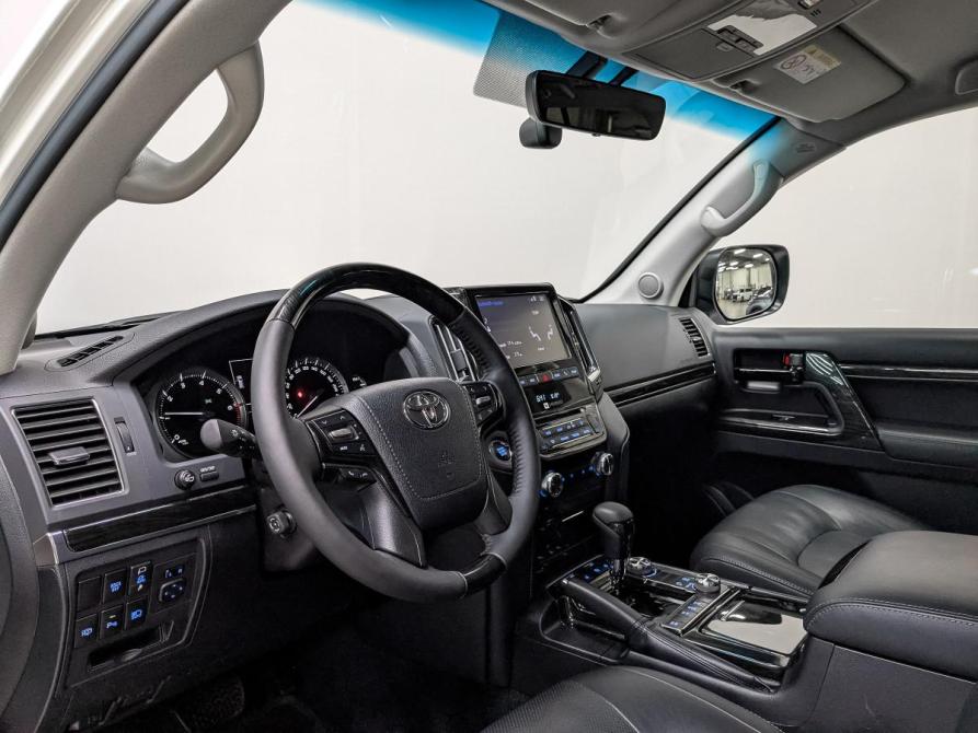 Toyota Land Cruiser 200 Series Рестайлинг 2 Москва  - изображение 15