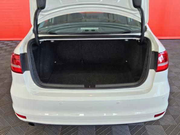 Volkswagen Jetta VI Рестайлинг с пробегом 2015 года, цена 1 099 000 рублей, 169117 км, седан, Автокод Объявления