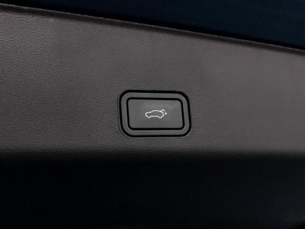Geely Monjaro I с пробегом 2023 года, цена 2 990 000 рублей, 30162 км, внедорожник, Автокод Объявления