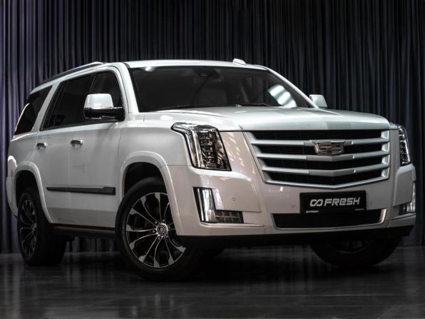 Cadillac Escalade IV с пробегом 2016 года, цена 3 070 000 рублей, 226176 км, внедорожник, Автокод Объявления