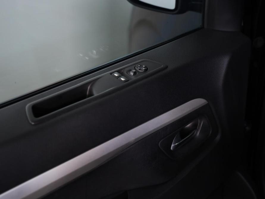 Opel Zafira Life I Санкт-Петербург  - изображение 19