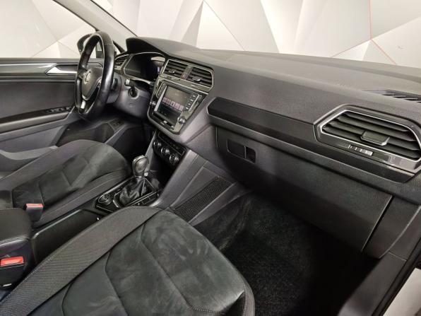 Volkswagen Tiguan II с пробегом 2017 года, цена 2 197 000 рублей, 200072 км, внедорожник, Автокод Объявления