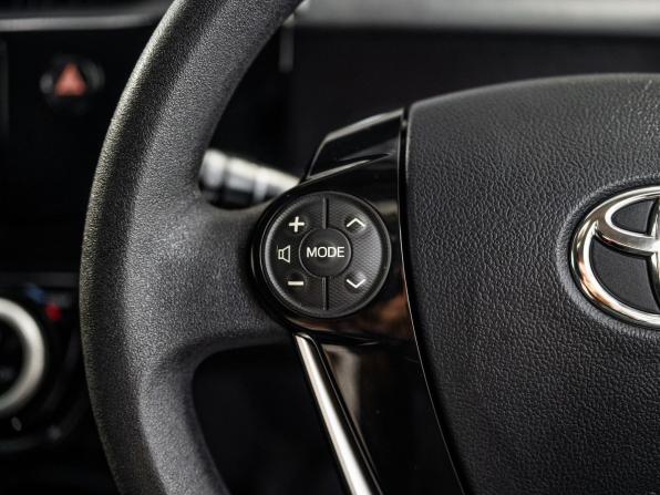 Toyota Aqua I Рестайлинг 2 с пробегом 2019 года, цена 1 229 500 рублей, 92503 км, хэтчбек, Автокод Объявления