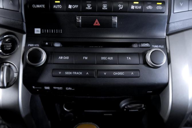 Toyota Land Cruiser 200 Series с пробегом 2011 года, цена 2 699 000 рублей, 406238 км, внедорожник, Автокод Объявления