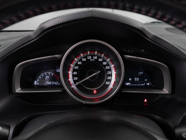 Mazda 3 III (BM) с пробегом 2014 года, цена 1 349 000 рублей, 198342 км, седан, Автокод Объявления
