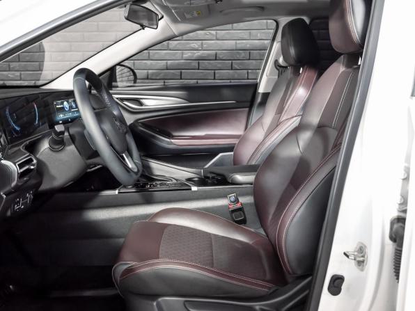 Changan Eado Plus с пробегом 2023 года, цена 1 435 000 рублей, 62391 км, седан, Автокод Объявления