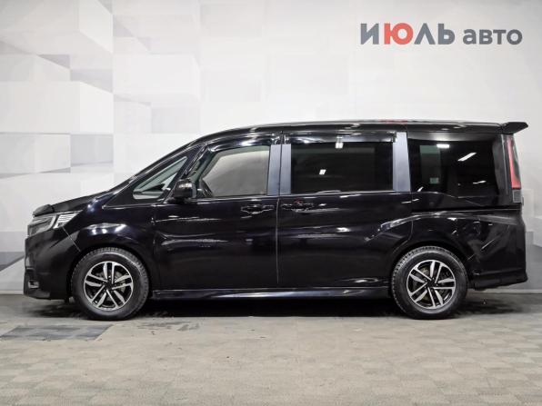 Honda Stepwgn V Рестайлинг с пробегом 2017 года, цена 2 300 000 рублей, 117098 км, минивэн, Автокод Объявления