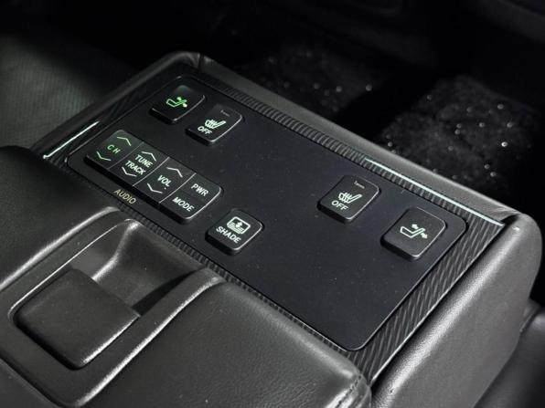 Toyota Crown XIII (S200) с пробегом 2008 года, цена 2 099 000 рублей, 194030 км, седан, Автокод Объявления