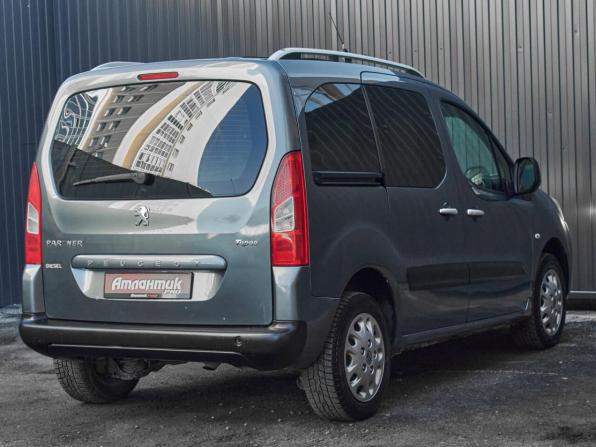 Peugeot Partner II с пробегом 2011 года, цена 645 000 рублей, 199022 км, минивэн, Автокод Объявления
