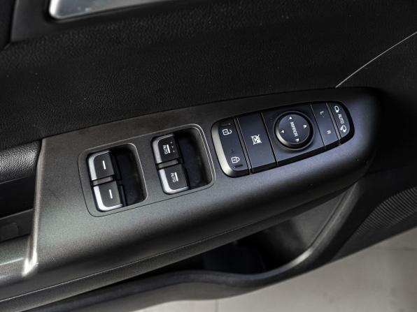 Kia Sportage IV Рестайлинг с пробегом 2019 года, цена 1 945 000 рублей, 123254 км, внедорожник, Автокод Объявления