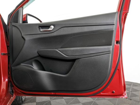 Hyundai Solaris II Рестайлинг с пробегом 2021 года, цена 1 600 000 рублей, 64845 км, седан, Автокод Объявления