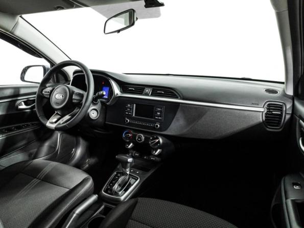 Kia Rio IV Рестайлинг с пробегом 2021 года, цена 1 329 777 рублей, 176520 км, хэтчбек, Автокод Объявления