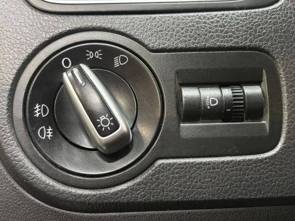 Volkswagen Polo V с пробегом 2012 года, цена 599 000 рублей, 208000 км, седан, Автокод Объявления
